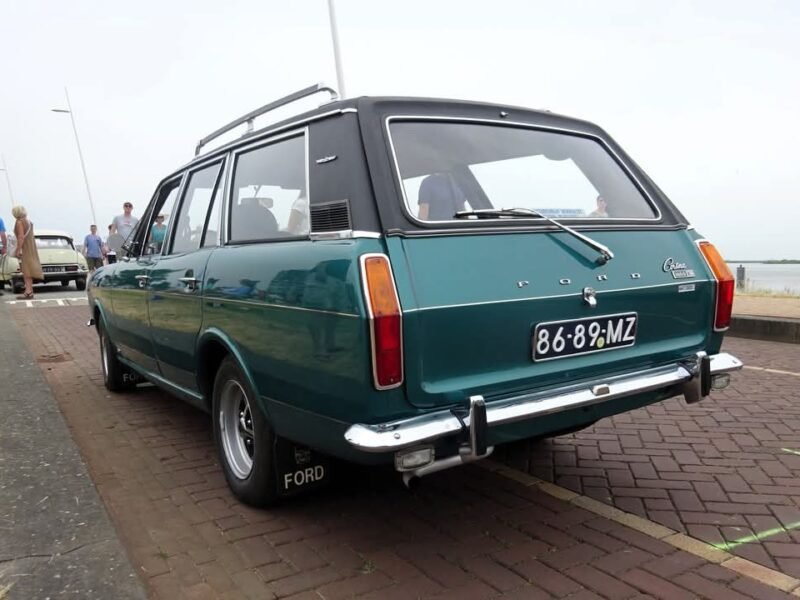 Ford Cortina 1600 Estate de luxe